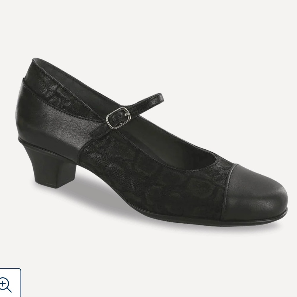 NEW SAS Isabel Black/Snake MaryJane Heel Sz 8.5 M